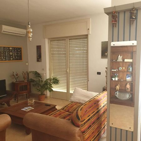갈리폴리 Attico In Riva Al Mare 아파트 외부 사진